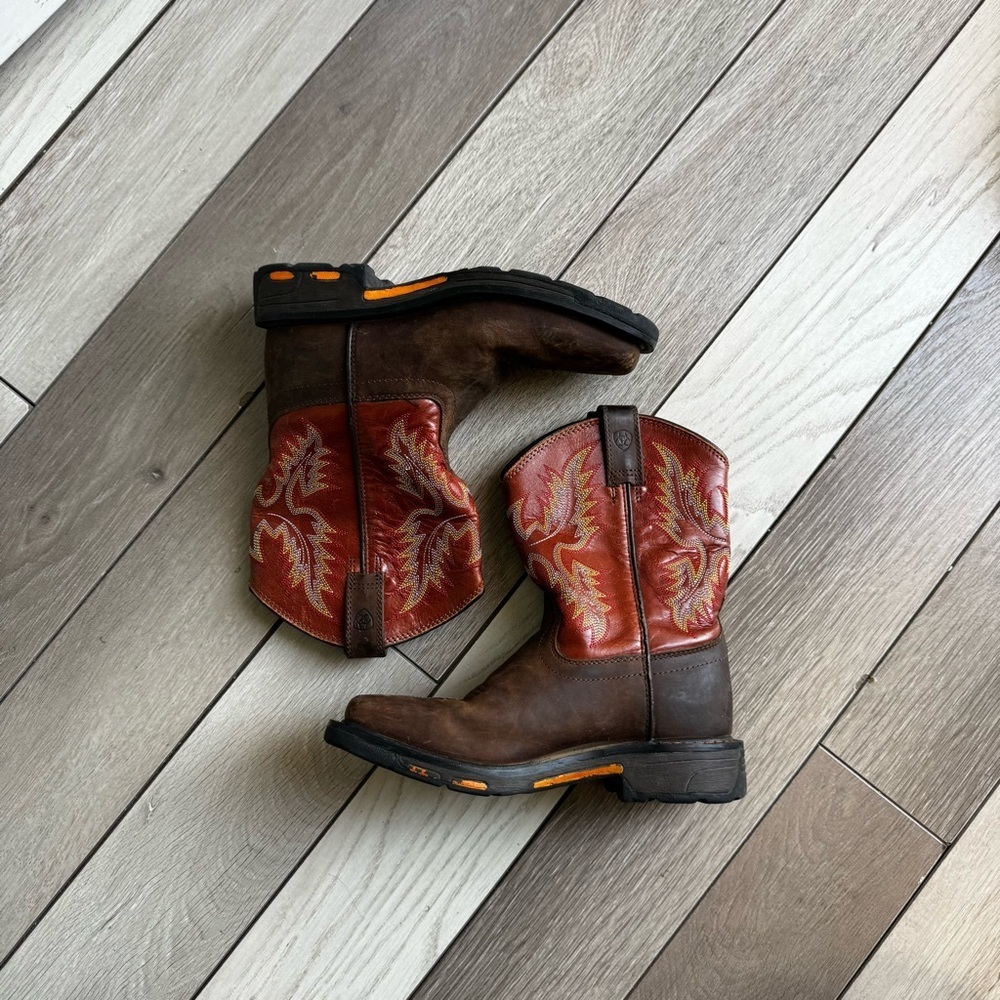 Ariat Kid’s WorkHog Wide Square Toe Boot | Size: 1 | Regular Condition 7/10 - Picture 2 of 12